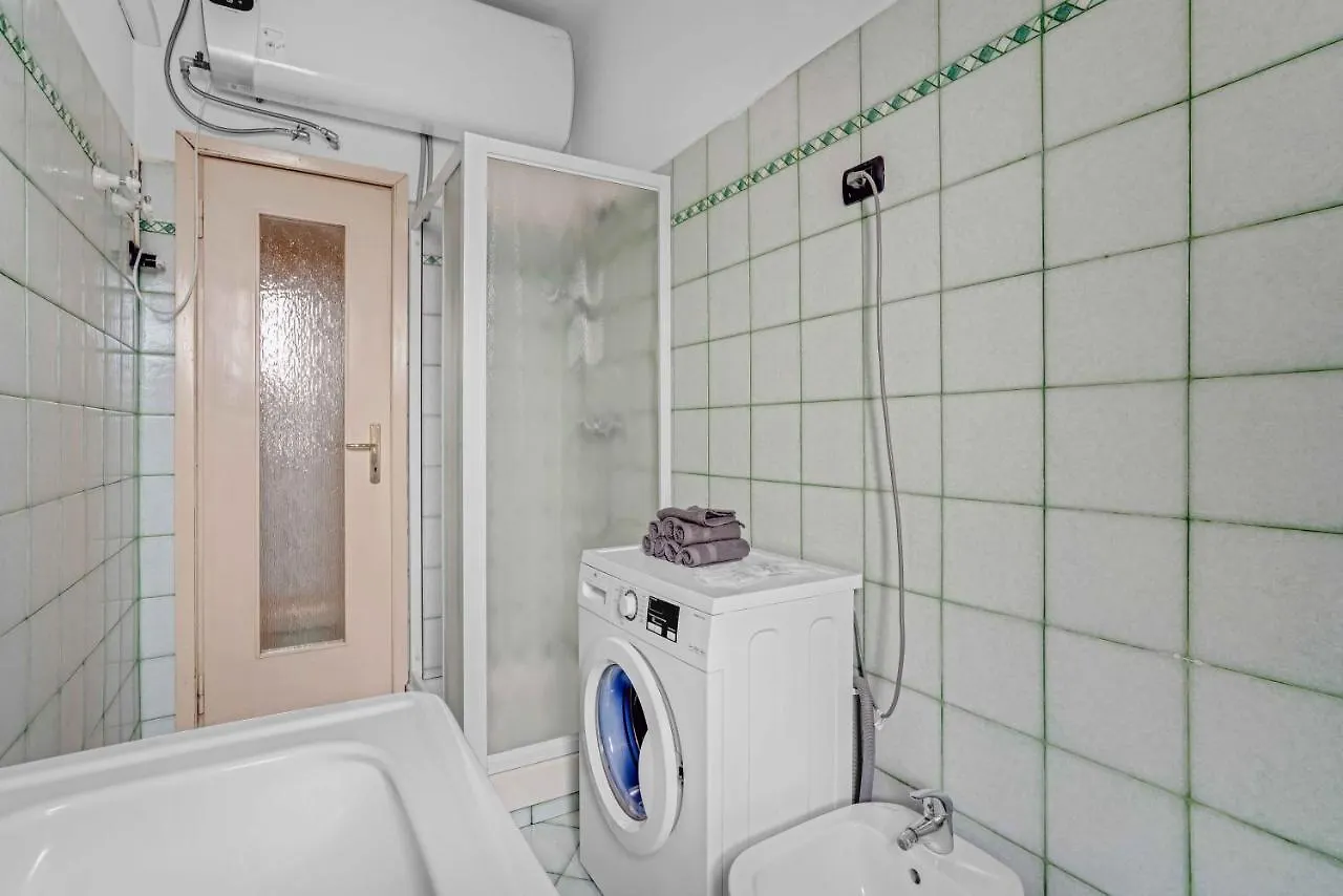 Cav9 - Large Apartment With Panoramic View - 米兰 0*,